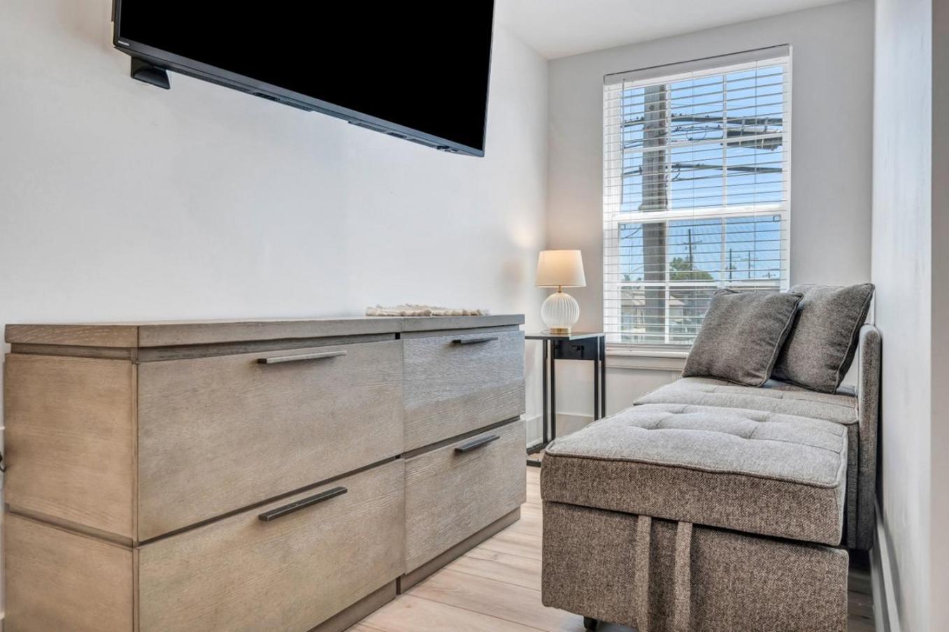 ניו אורלינס Sleeps 24-Spacious Suites Near Fq W Pool מראה חיצוני תמונה