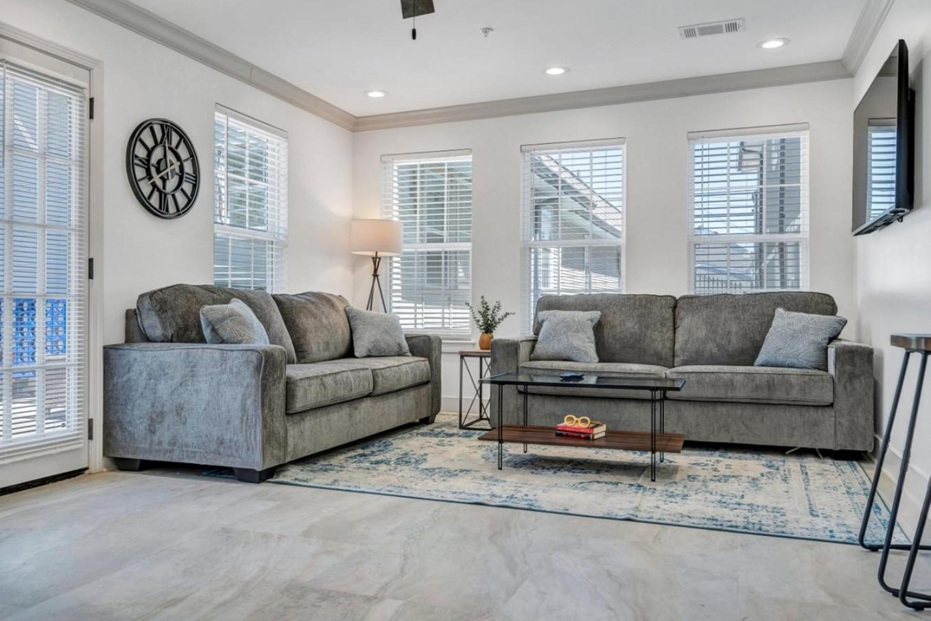 ניו אורלינס Sleeps 24-Spacious Suites Near Fq W Pool מראה חיצוני תמונה