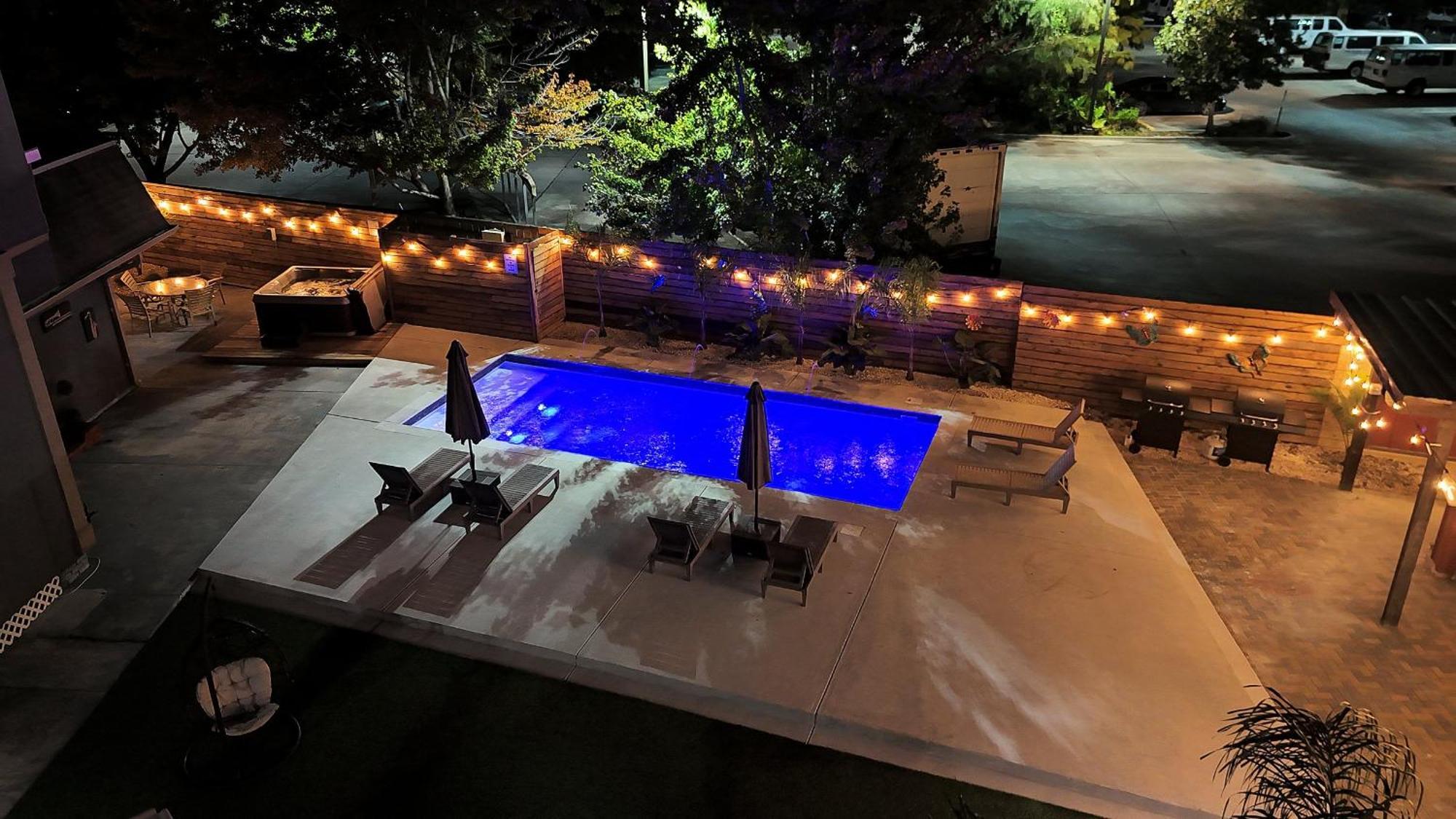 ניו אורלינס Sleeps 24-Spacious Suites Near Fq W Pool מראה חיצוני תמונה