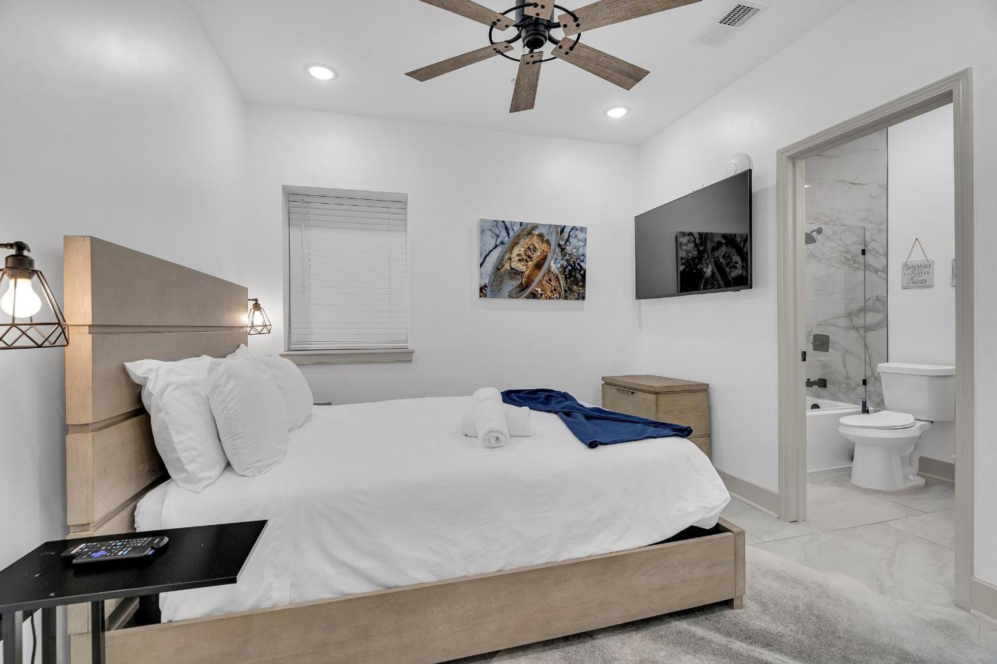 ניו אורלינס Sleeps 24-Spacious Suites Near Fq W Pool מראה חיצוני תמונה